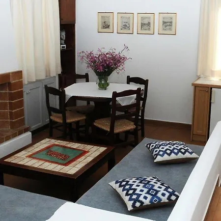 Hotel Almiros Beach 3*